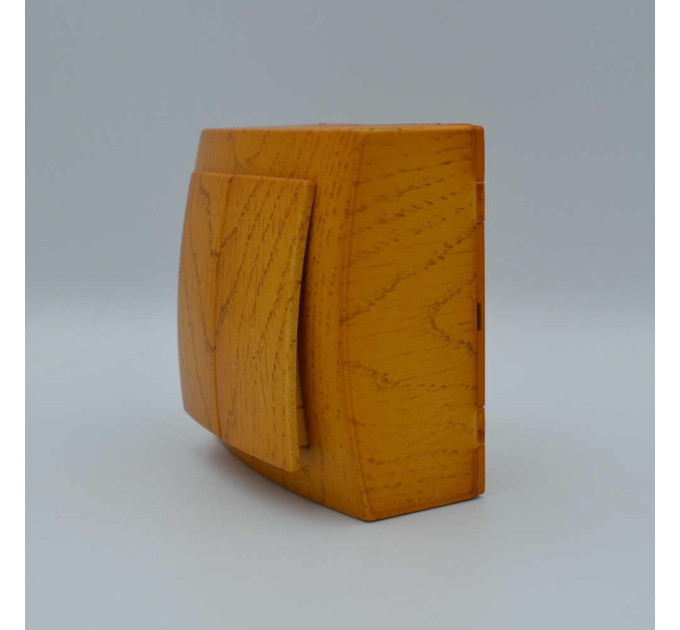 Вимикач Nilson Themis дуб 2кл ( 26251003 )