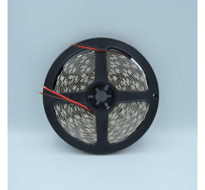 Світлодіодна стрічка LED LIGHT 12V 14.4W 2700K 60LED IP21 ( MTK-300WW5050-12 )