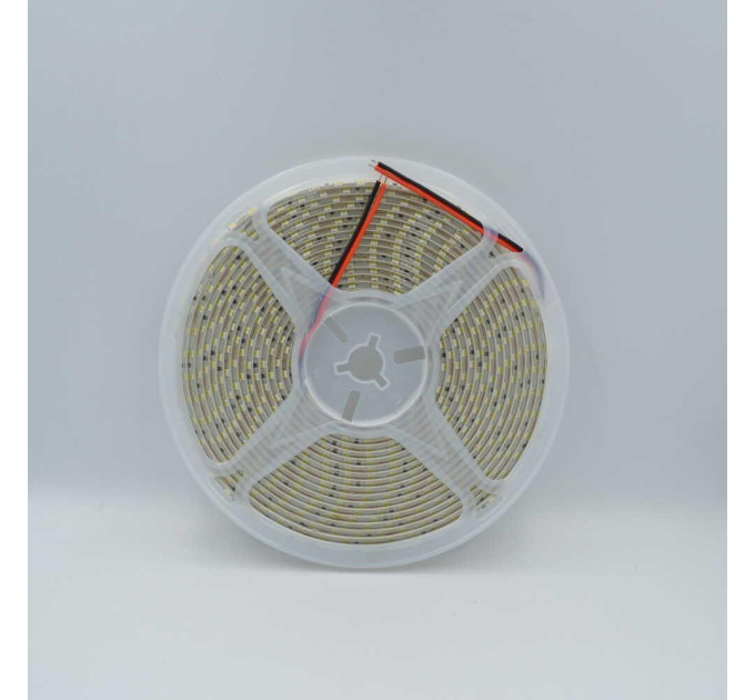 Світлодіодна стрічка LED LIGHT 12V 9.6W 7000K 120LED IP65 ( MTK-600WF3528-12 )