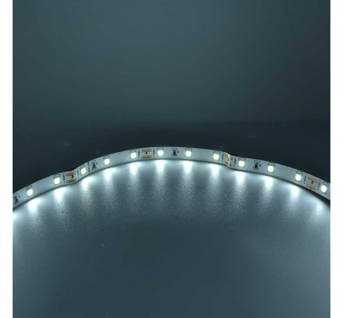 Світлодіодна стрічка LED LIGHT AVT 12V 4,8W 6000K 60LED IP21 ( AVT-300W3528-12 )