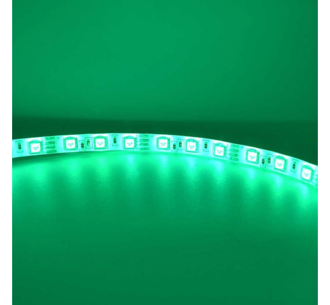 Світлодіодна стрічка LED LIGHT 12V 14,4W RGB 60Led IP21 ( МТК-300RGBF5050-12 )