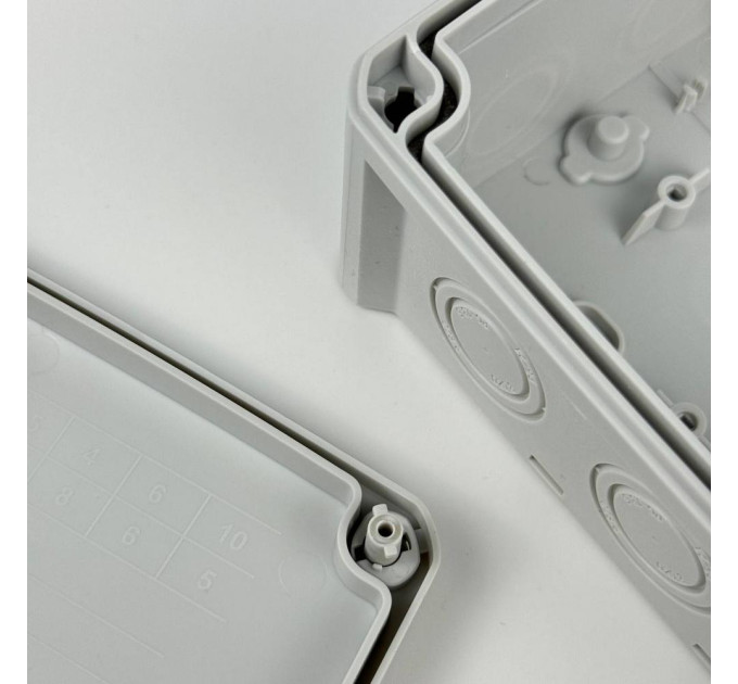 Коробка розподільча СКІМ K160 163х123х68 без отворів сіра IP67 ( B1102014 )