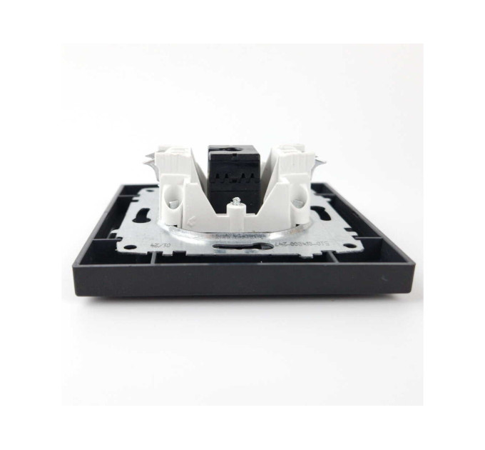 Розетка EL-BI VEGA чорна мат комп'ютерна 1-на CAT6 RJ45 ( 510-014800-247 )